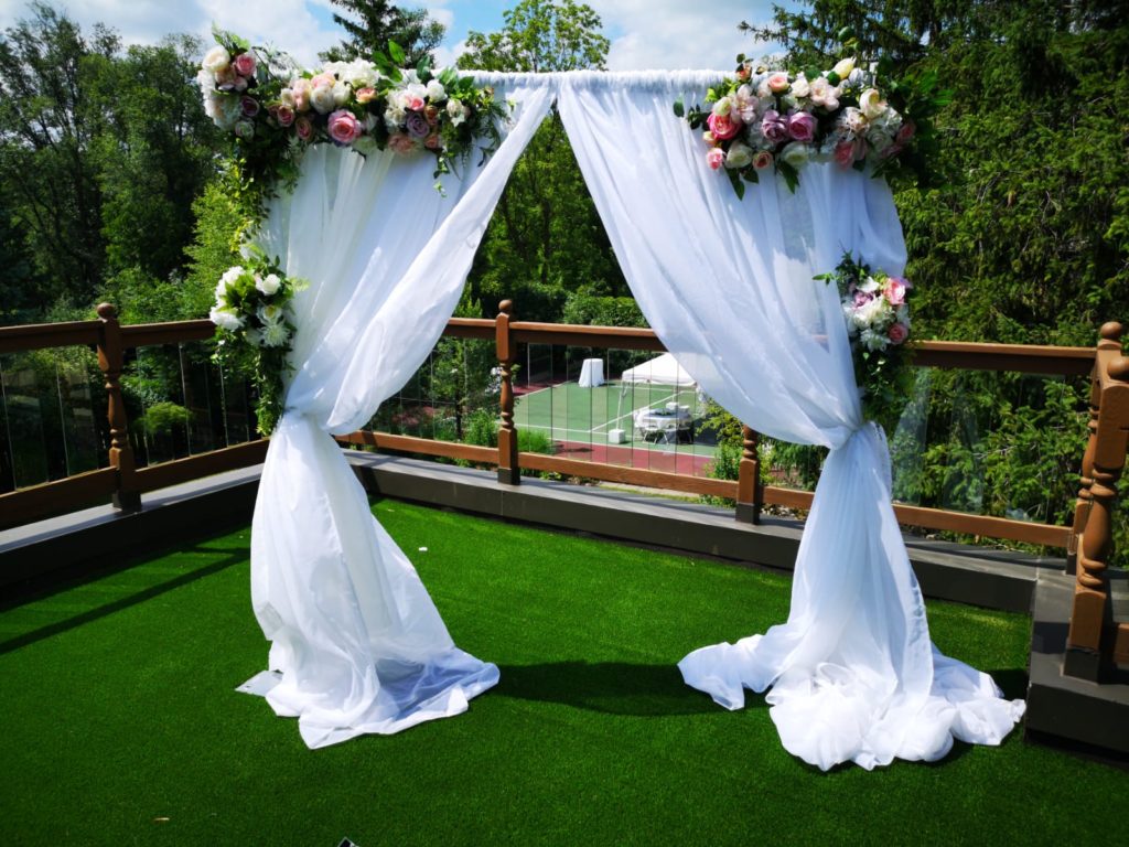 meadow flower arch hamilton wedding