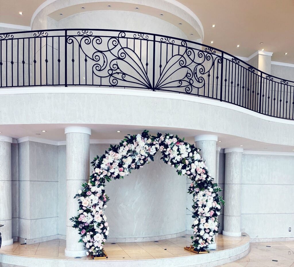 White-Roses-mixed-Markham-Flower-Arch-from-wedding-Rental