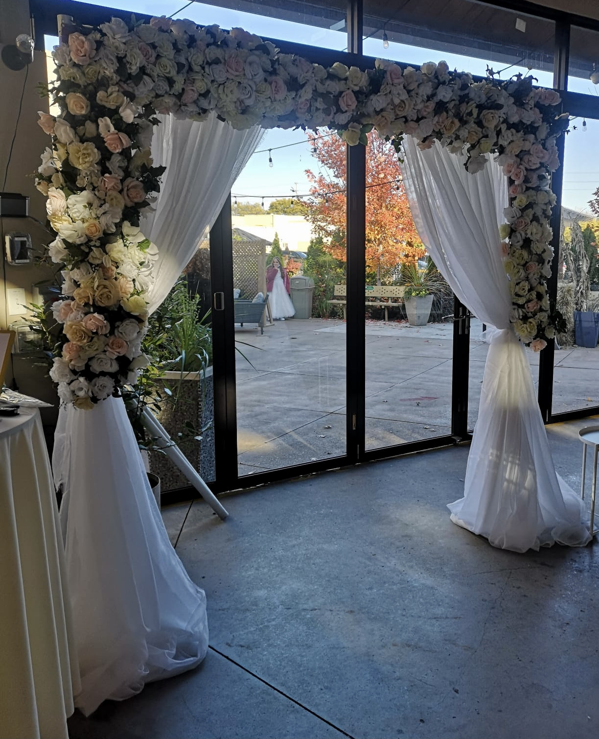 severn victorian wedding arch