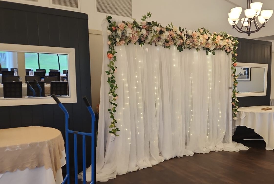 Wedding in Ottawa Flower Arch Ideas